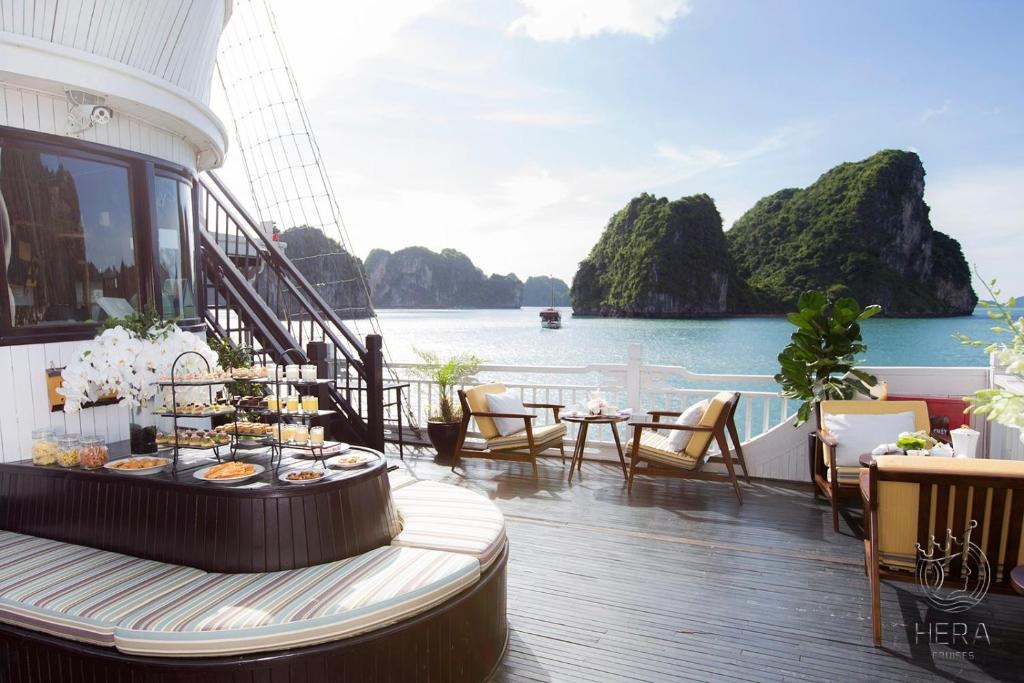 Sundeck of Hera Grand Luxury Cruise