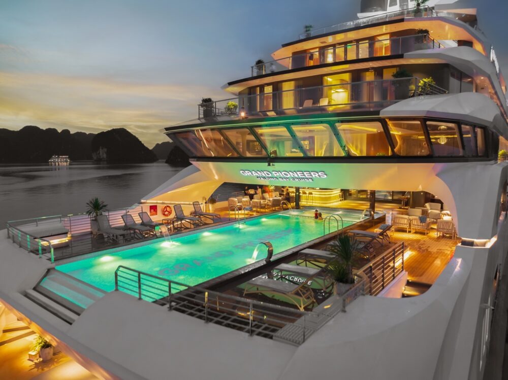 Is it worth staying on a Lan Ha Bay luxury cruise?